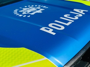 poszukiwany spacerował po polach